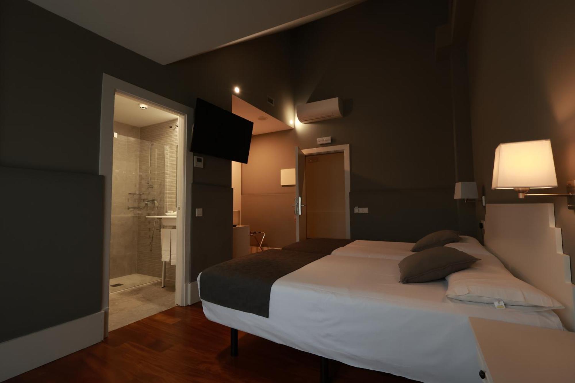 The Park Hotel 3*